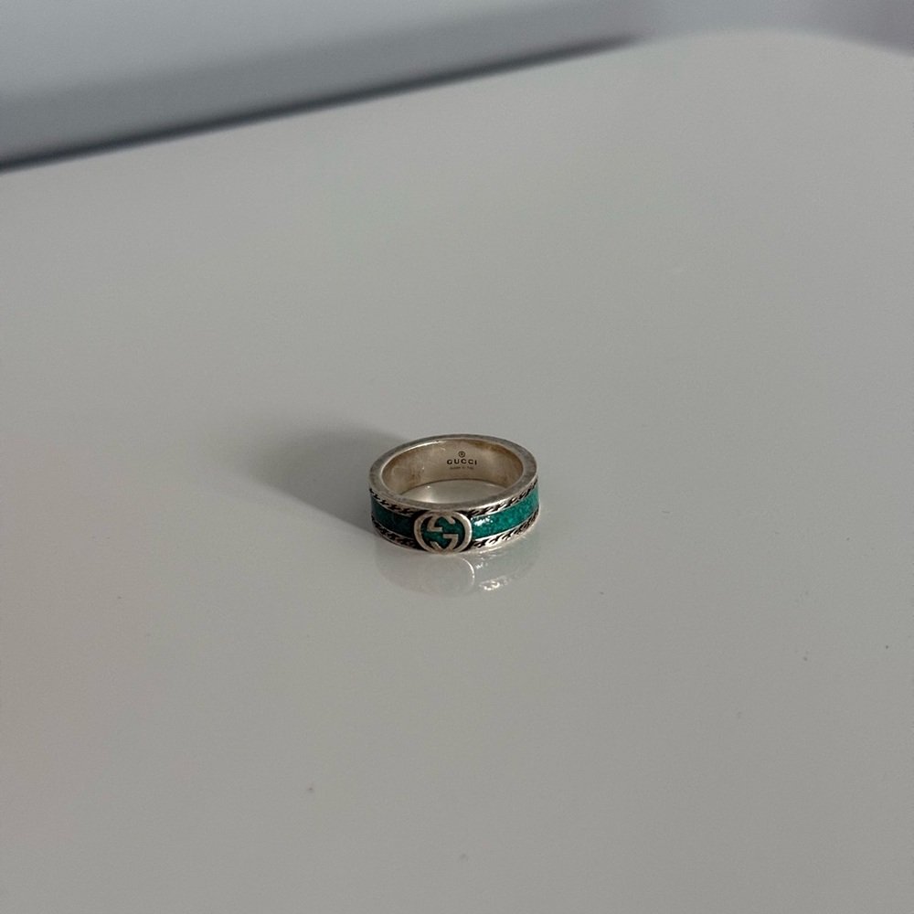 Gucci Silver and Green Jewelry Ring